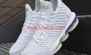 LeBron 16 “Buzz Lightyear”发售信息 LeBron 16 “Buzz Lightyear” 实物欣赏