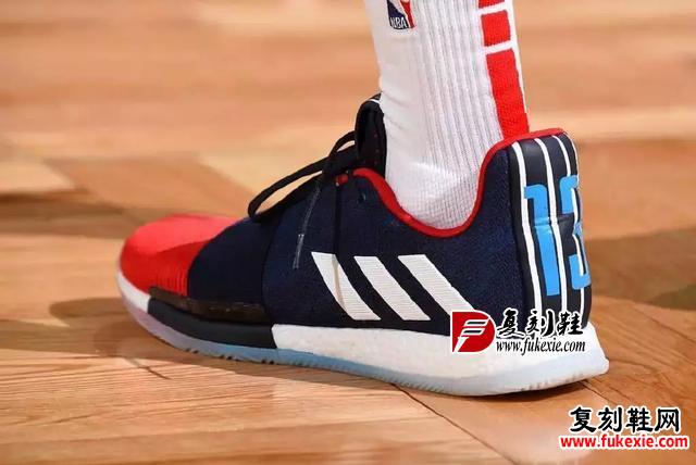 NBA球员今日上脚:保罗最新签名鞋来了,AND1经典战靴再现!