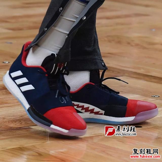 NBA球员今日上脚:保罗最新签名鞋来了,AND1经典战靴再现!