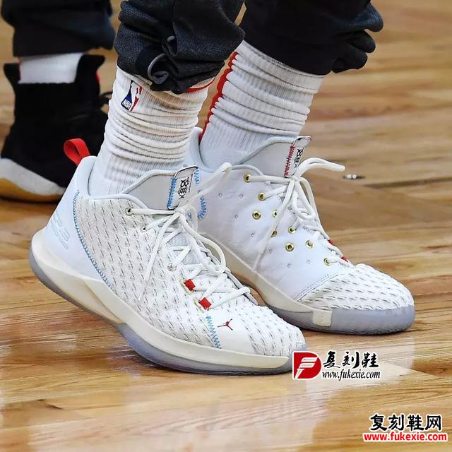 NBA球员今日上脚:保罗最新签名鞋来了,AND1经典战靴再现!