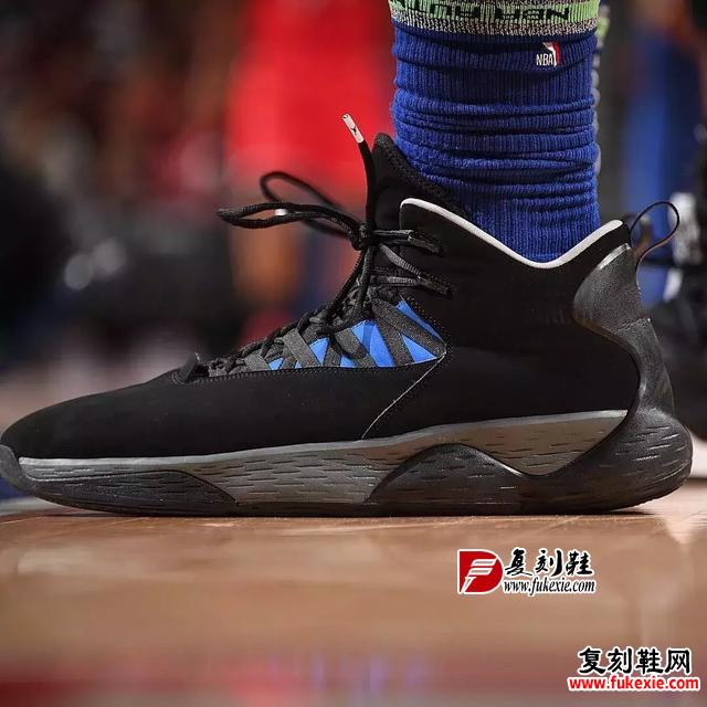 NBA球员今日上脚:保罗最新签名鞋来了,AND1经典战靴再现!