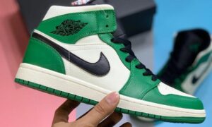 Air Jordan 1 MID“Pine Green”  选用了黑白绿三色的配套方案