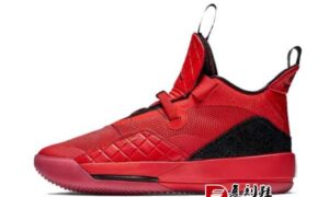 格雷格·门罗脚踩黑/红色Air Jordan XXXIII PE对阵篮网