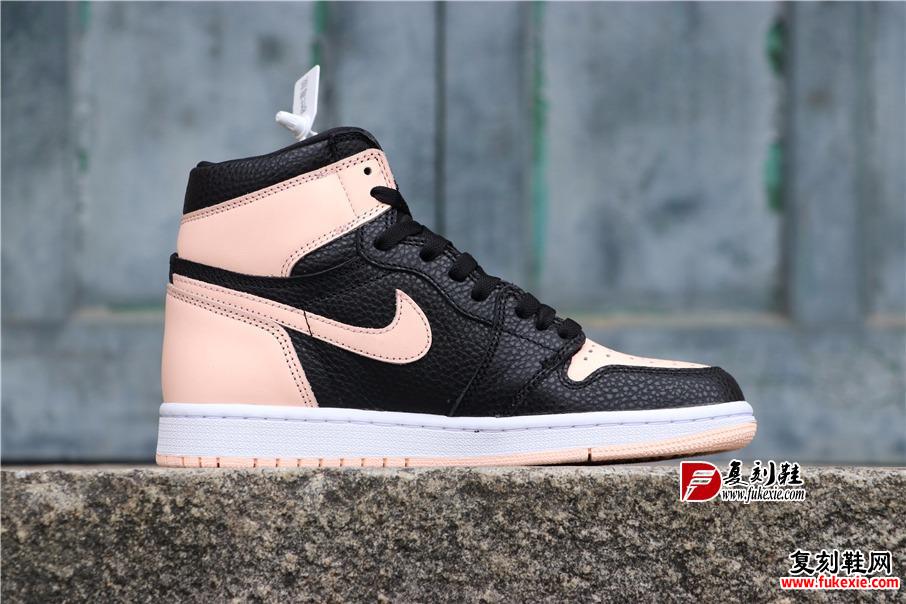 Air Jordan 1 “CRIMSON TINT” 黑粉荔枝纹