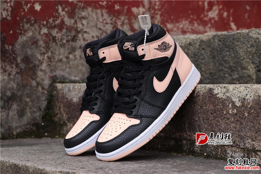 Air Jordan 1 “CRIMSON TINT” 黑粉荔枝纹