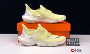 耐克 NIKE FREE RN 5.0 跑步鞋