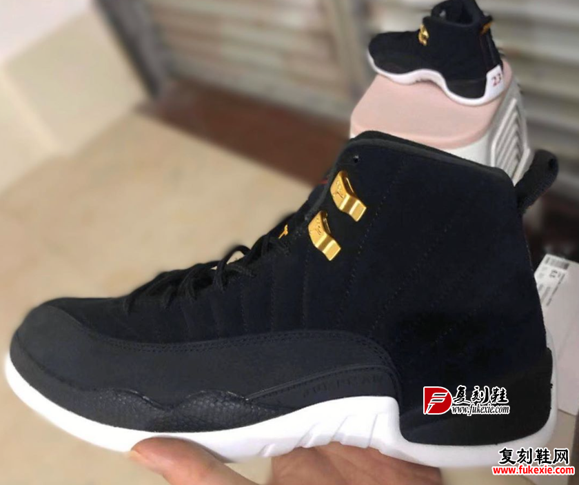 Air Jordan 12 Reverse Taxi 130690-017 2019åå¸æ¥æä»·æ ¼