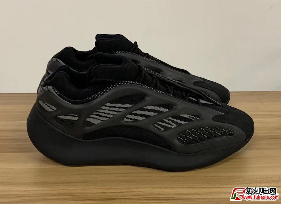 adidas Yeezy 700 V3 Black发售日期