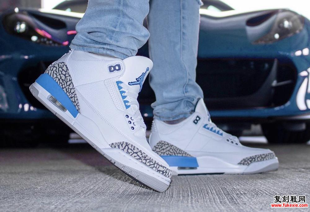 Air Jordan 3 UNC CT8532-104 On Feet