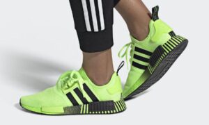 adidas NMD R1 Signal Green FV3647发售日期