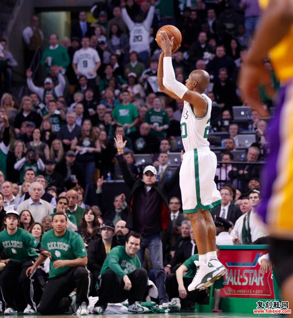 雷·艾伦(Ray Allen)乔丹13三分纪录