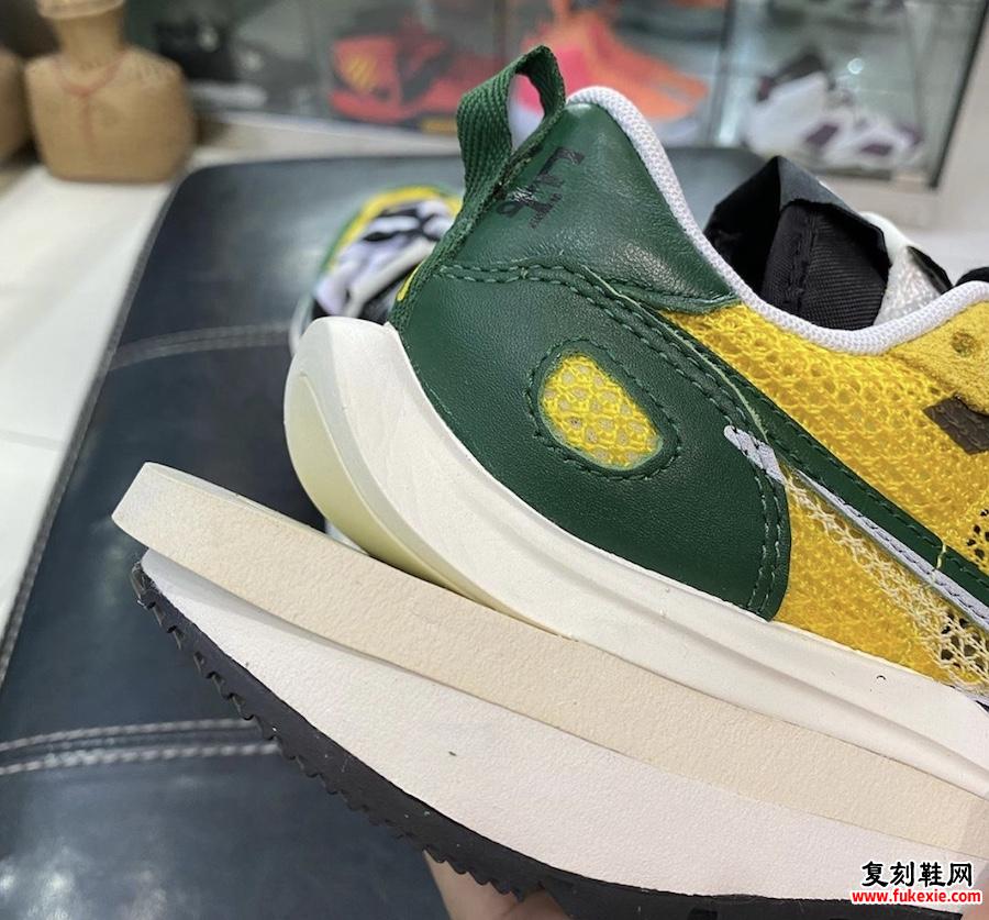 sacai Nike VaporWaffle Tour Yellow Stadium Green CV1363-700发售日期信息