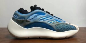 adidas Yeezy 700 V3 Azareth发售信息