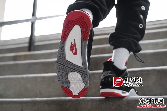 Air Jordan 4 Retro「Bred」最新复刻版本上脚预览