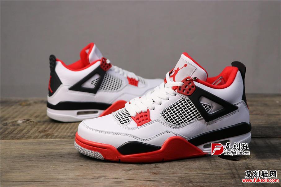 乔丹4代 Air Jordan 4 “Varsity Red”白黑红