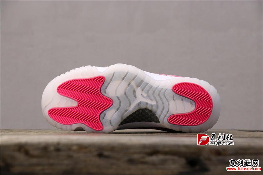 乔11低帮系列Air Jordan 11 Low WMNS “Pink Snakeskin”粉蛇