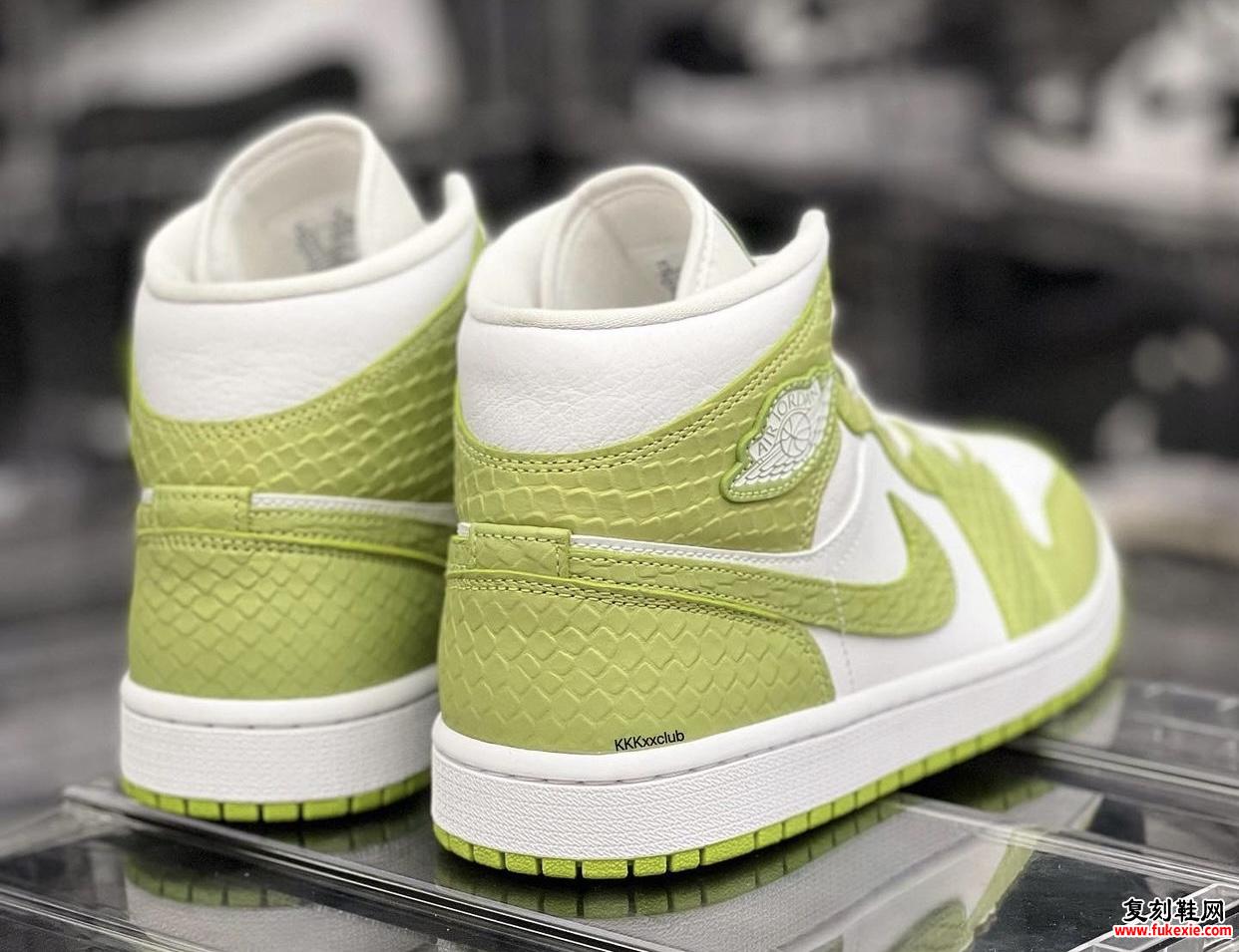 Air Jordan 1 Mid SE Green Python DV2959-113 发布日期