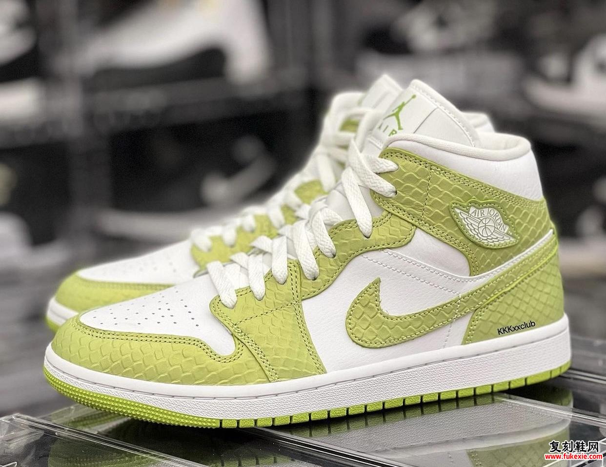 Air Jordan 1 Mid SE Green Python DV2959-113 发布日期