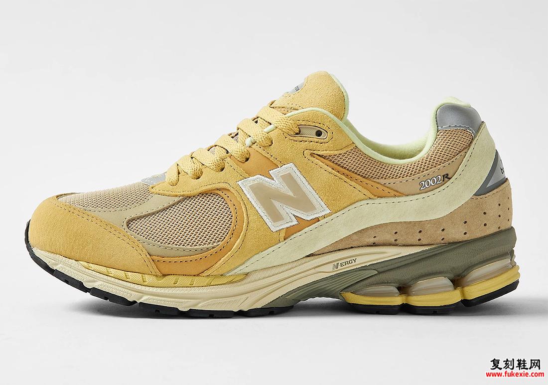 AURALEE New Balance 2002R 黄色 M2002RA1 发布日期