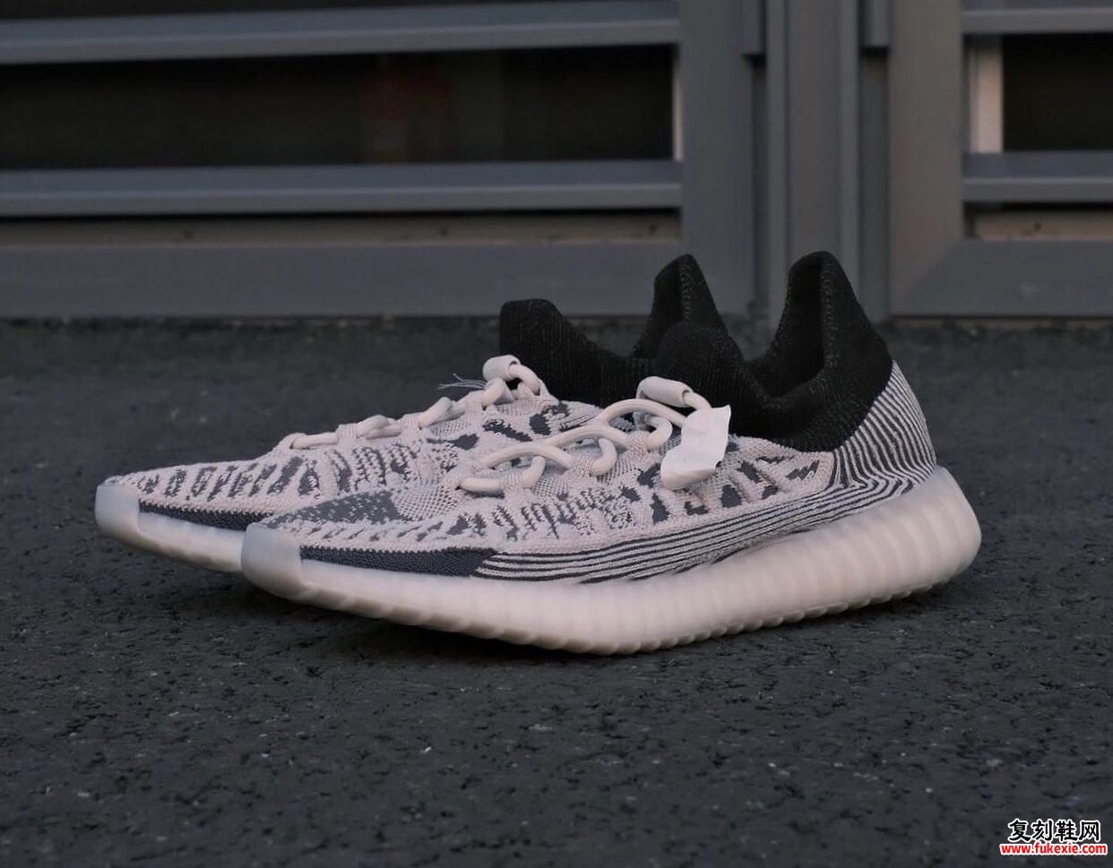 adidas Yeezy Boost 350 V2 CMPCT Panda 发布日期