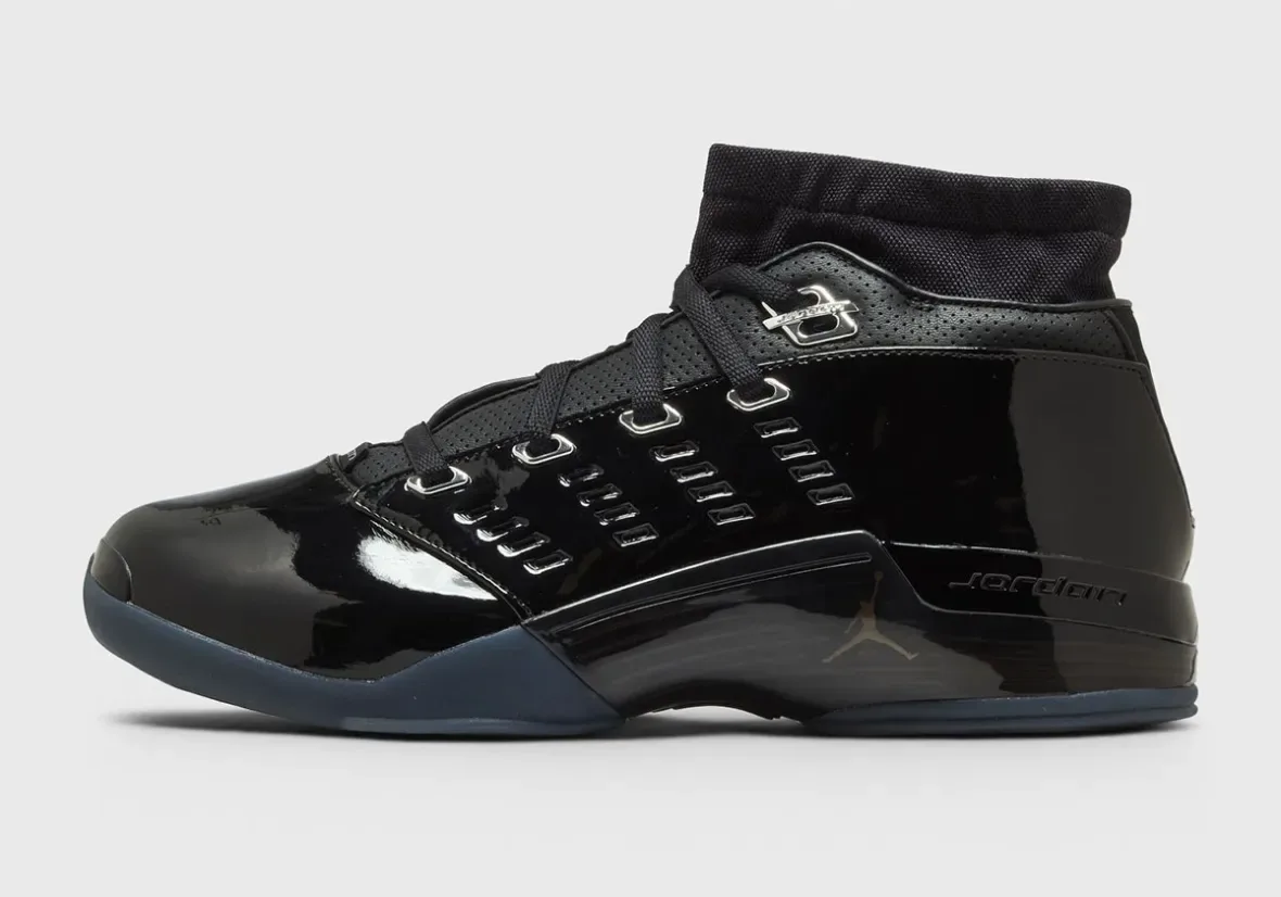 全黑漆皮鞋身致敬2002元年,Air Jordan 17 Low “Black Patent” 2026年8月8日复刻鞋发售插图1 全黑漆皮鞋身致敬2002元年,Air Jordan 17 Low “Black Patent” 2026年8月8日复刻鞋发售