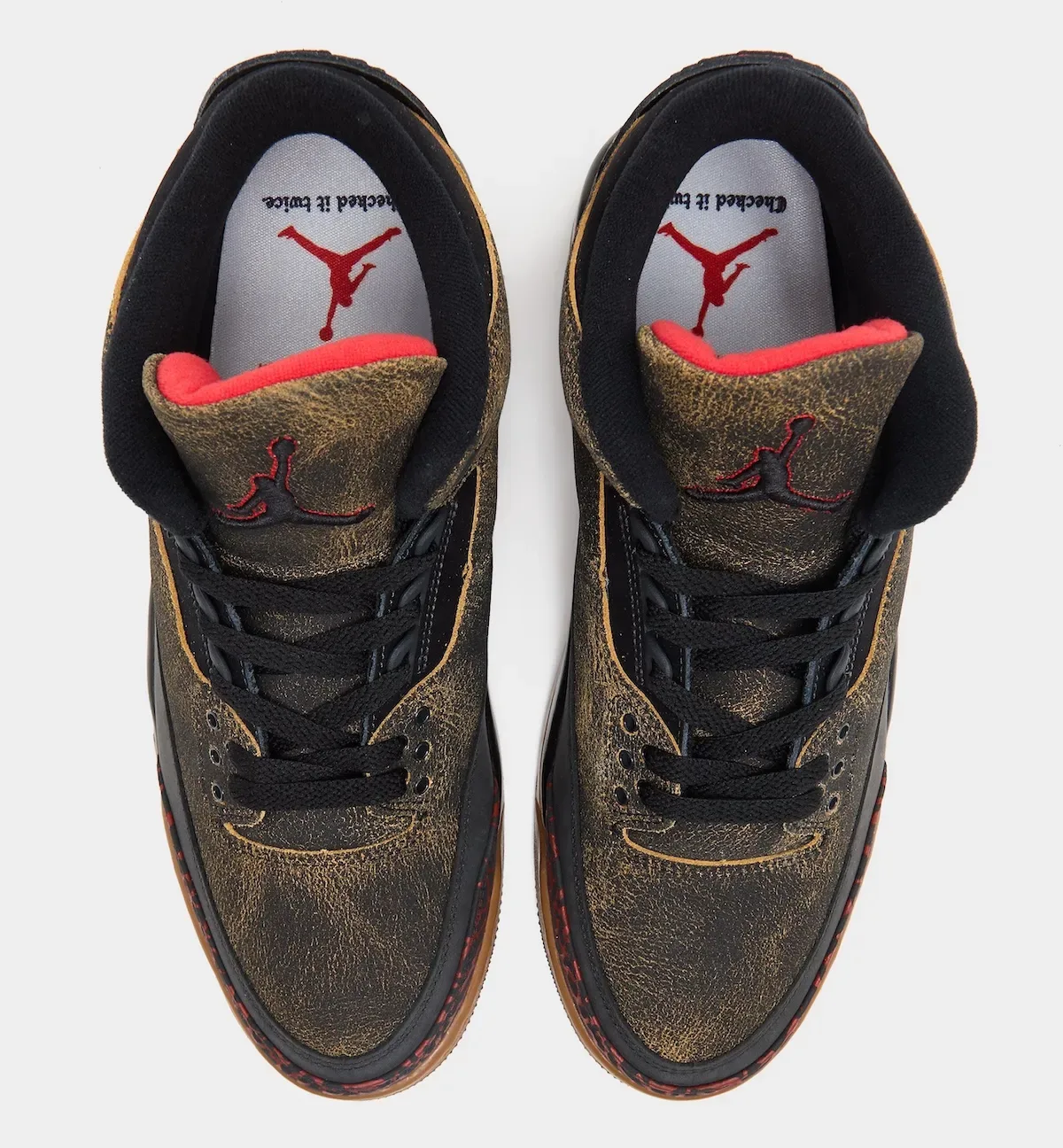 2026年11月Air Jordan 3 “Not Nice”坏圣诞老人暗黑裂纹复古做旧生胶底深度全面独家评测插图2 2026年11月Air Jordan 3 “Not Nice”坏圣诞老人暗黑裂纹复古做旧生胶底深度全面独家评测