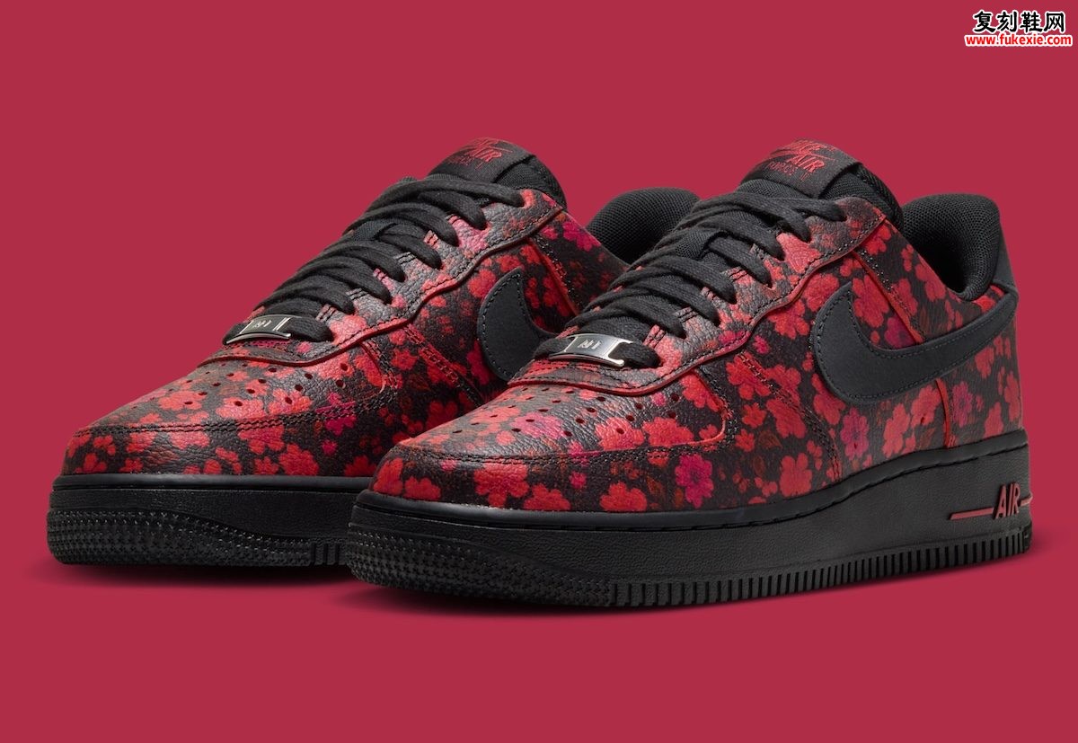 Nike Air Force 1 Low Covered in “Red Floral”黑色绒面革满印花卉刺绣女款2026年8月16日发售插图 Nike Air Force 1 Low Covered in “Red Floral”黑色绒面革满印花卉刺绣女款2026年8月16日发售