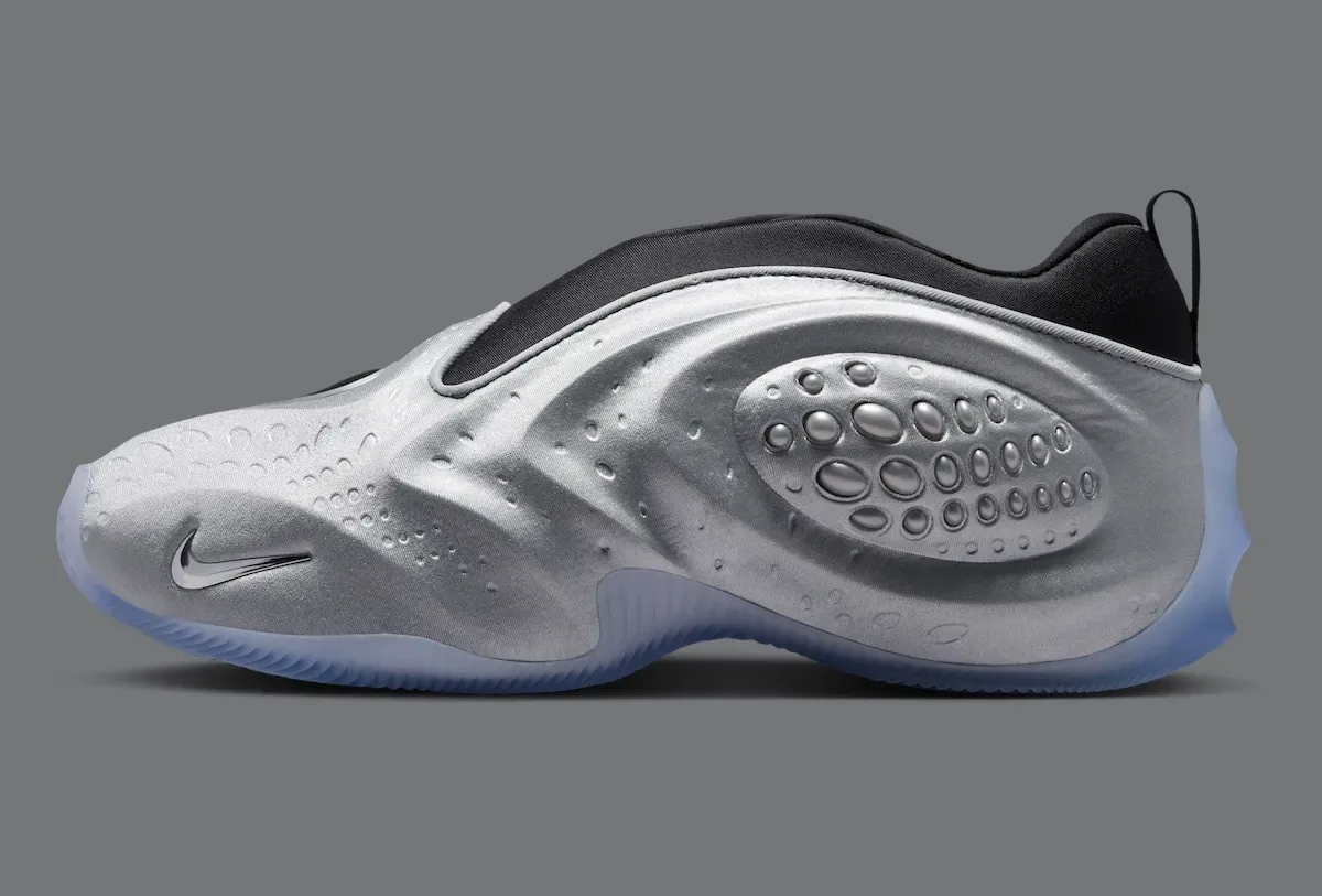 Nike First Sight Shadow “Metallic Silver” 7月24日发售,液态金属质感重新诠释Foamposite未来主义插图1 Nike First Sight Shadow “Metallic Silver” 7月24日发售,液态金属质感重新诠释Foamposite未来主义