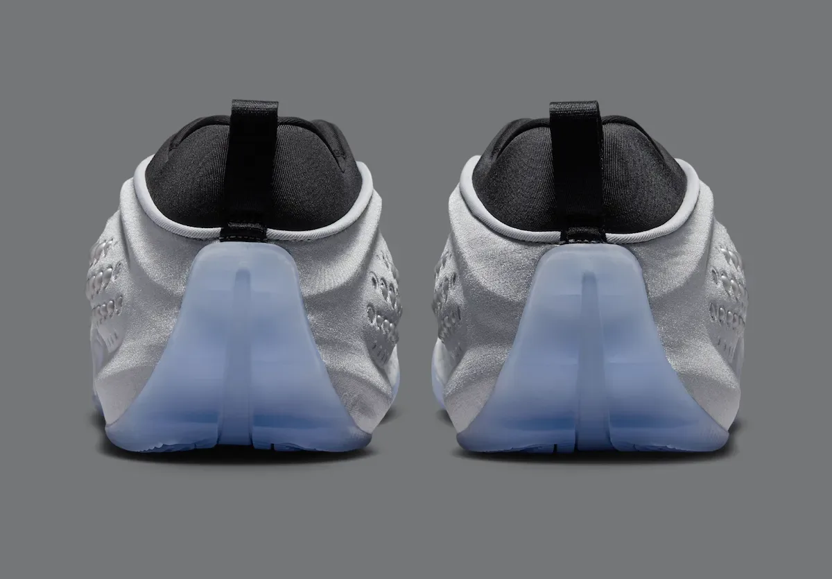 Nike First Sight Shadow “Metallic Silver” 7月24日发售,液态金属质感重新诠释Foamposite未来主义插图4 Nike First Sight Shadow “Metallic Silver” 7月24日发售,液态金属质感重新诠释Foamposite未来主义