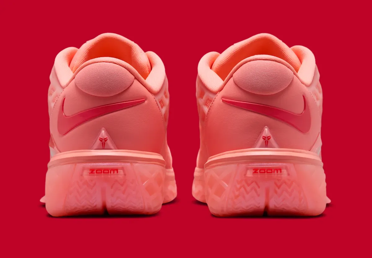 Nike Kobe 3 Low Protro “Atomic Pink” 7月1日正式发售,Brandon McCoy Hoop Summit首秀同款猛男粉实战回归插图4 Nike Kobe 3 Low Protro “Atomic Pink” 7月1日正式发售,Brandon McCoy Hoop Summit首秀同款猛男粉实战回归
