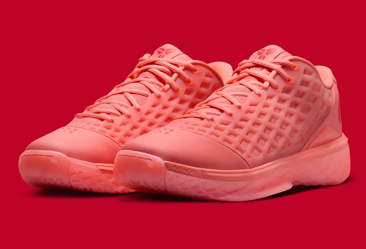 Nike Kobe 3 Low Protro “Atomic Pink” 7月1日正式发售,Brandon McCoy Hoop Summit首秀同款猛男粉实战回归插图 Nike Kobe 3 Low Protro “Atomic Pink” 7月1日正式发售,Brandon McCoy Hoop Summit首秀同款猛男粉实战回归
