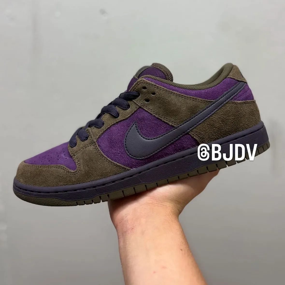 Nike SB Dunk Low “Dark Hazel/Purple Dynasty” 棕紫麂皮(Dark Hazel) 开箱前瞻评测插图1 Nike SB Dunk Low “Dark Hazel/Purple Dynasty” 棕紫麂皮(Dark Hazel) 开箱前瞻评测