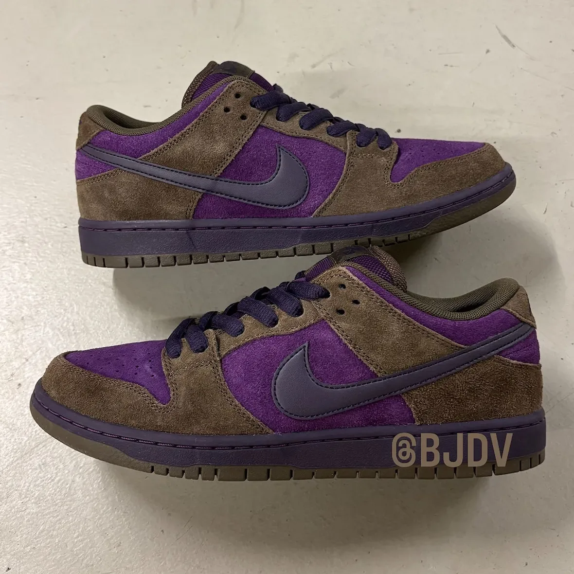 Nike SB Dunk Low “Dark Hazel/Purple Dynasty” 棕紫麂皮(Dark Hazel) 开箱前瞻评测插图2 Nike SB Dunk Low “Dark Hazel/Purple Dynasty” 棕紫麂皮(Dark Hazel) 开箱前瞻评测