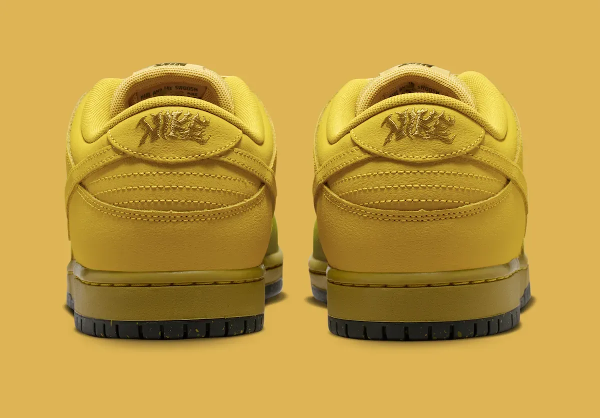 Nike SB Dunk Low “Saffron Quartz” 秋季登场,黄绿分层鞋面暗藏千禧年火焰图腾插图4 Nike SB Dunk Low “Saffron Quartz” 秋季登场,黄绿分层鞋面暗藏千禧年火焰图腾