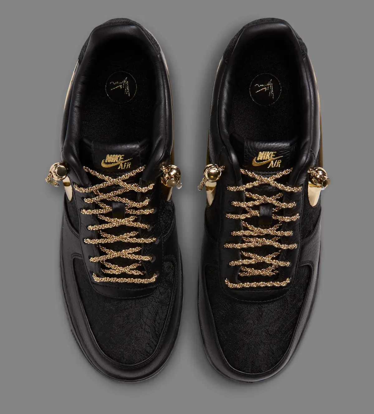 Victor Solomon x Nike Air Force 1 “Trophies Black” 7月22日发售,暗黑金链铸就WNBA全明星插图3 Victor Solomon x Nike Air Force 1 “Trophies Black” 7月22日发售,暗黑金链铸就WNBA全明星