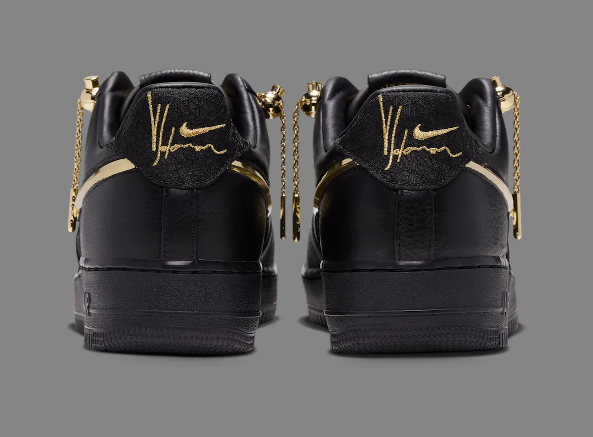 Victor Solomon x Nike Air Force 1 “Trophies Black” 7月22日发售,暗黑金链铸就WNBA全明星插图4 Victor Solomon x Nike Air Force 1 “Trophies Black” 7月22日发售,暗黑金链铸就WNBA全明星