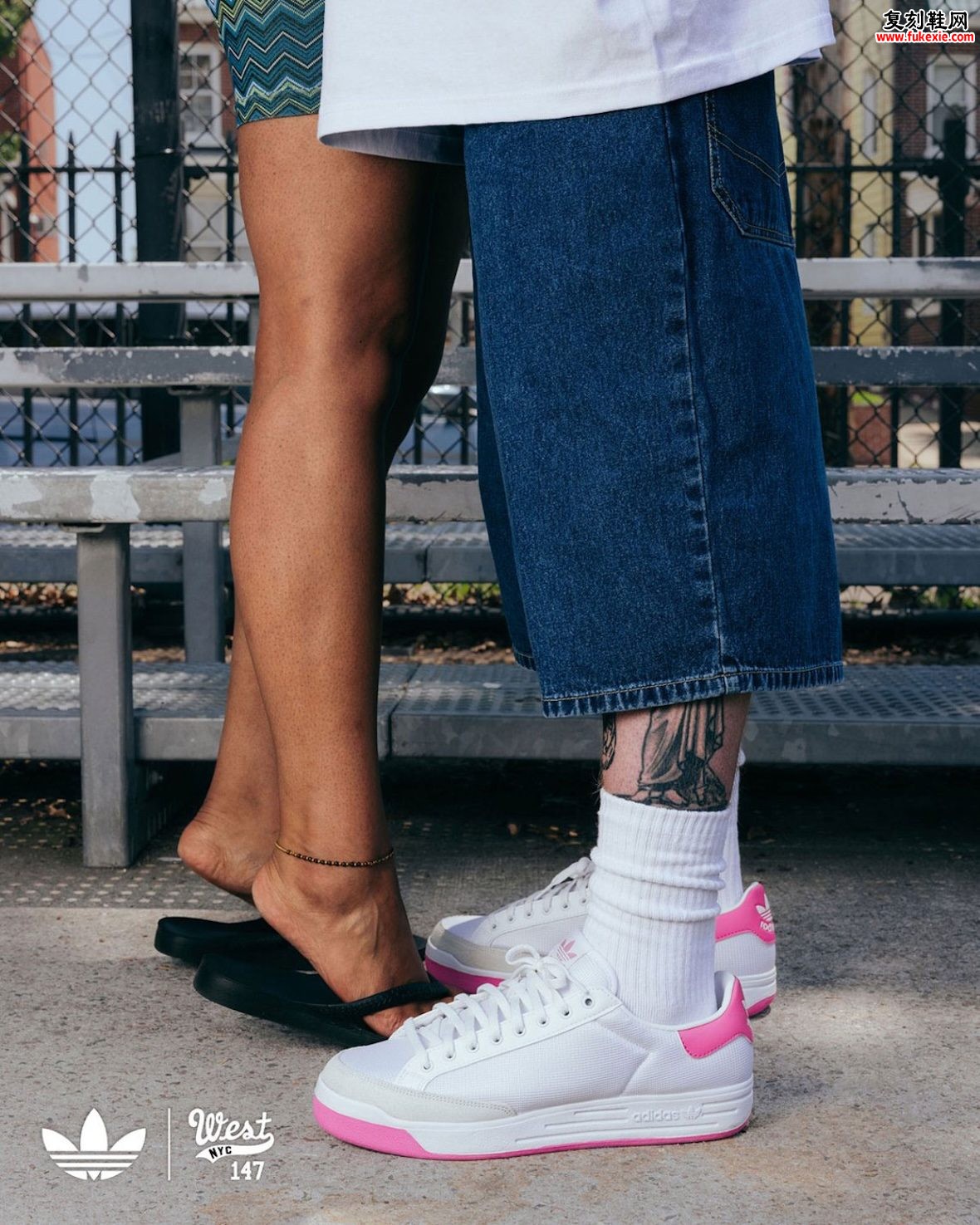 2026 West NYC Channels Bold Retro Ads For Its adidas Rod Laver白粉复古网球鞋独家深度评测