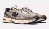 JJJJound 极简蘑菇配色联名 New Balance 740N “Stoneware” 8月6日发售，米色网面叠加棕色合成覆层缩略图