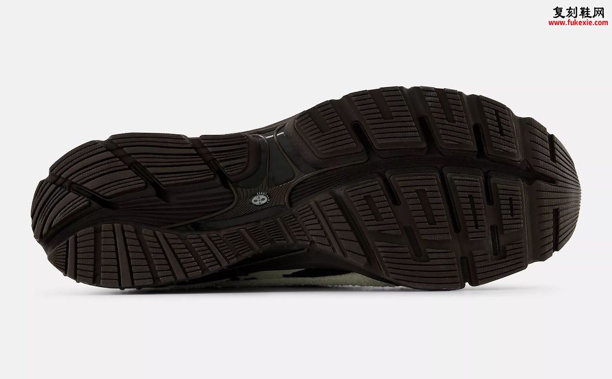 New Balance 1890A Cowprint奶牛纹复古乐福鞋秋季发售 毛绒麂皮奶牛斑点设计 独家评测与搭配建议插图5 New Balance 1890A Cowprint奶牛纹复古乐福鞋秋季发售 毛绒麂皮奶牛斑点设计 独家评测与搭配建议