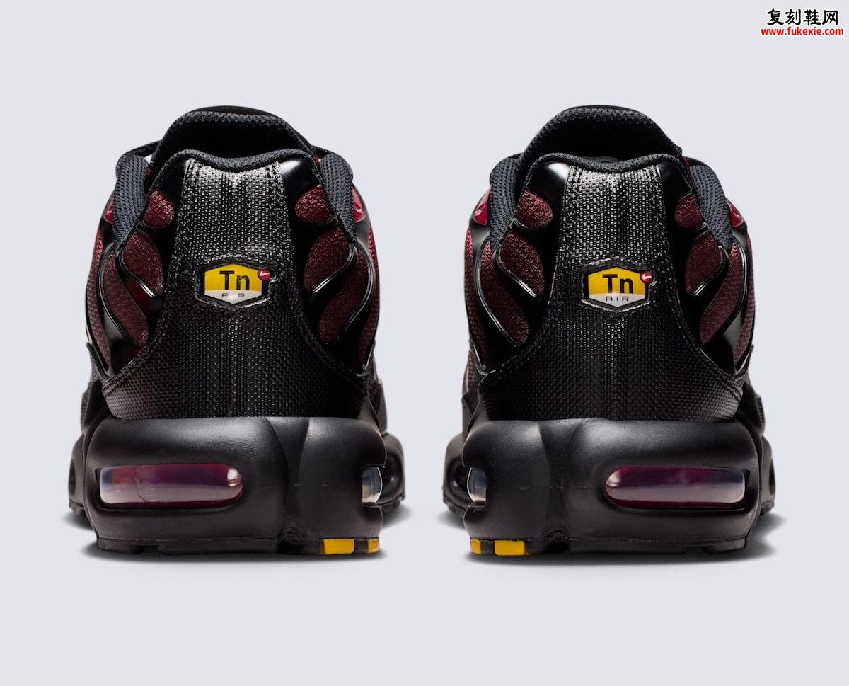 红到黑渐变鞋头搭配黑色骨架气垫,Nike Air Max Plus “Tough Red” 2026秋季发售插图4 红到黑渐变鞋头搭配黑色骨架气垫,Nike Air Max Plus “Tough Red” 2026秋季发售