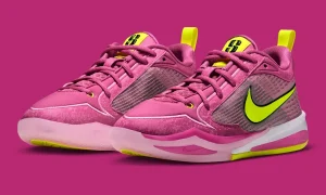 Nike Sabrina 4 “Desert Pink” 沙漠粉配色8月28日发售，纽约自由人训练上脚曝光，荧光黄Swoosh点亮约内斯库新一代签名战靴缩略图