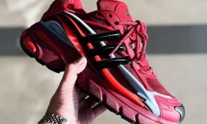 菲董 Pharrell 联名 adidas Adistar Jellyfish 红色版本正式定档 2026年10月24日发售缩略图