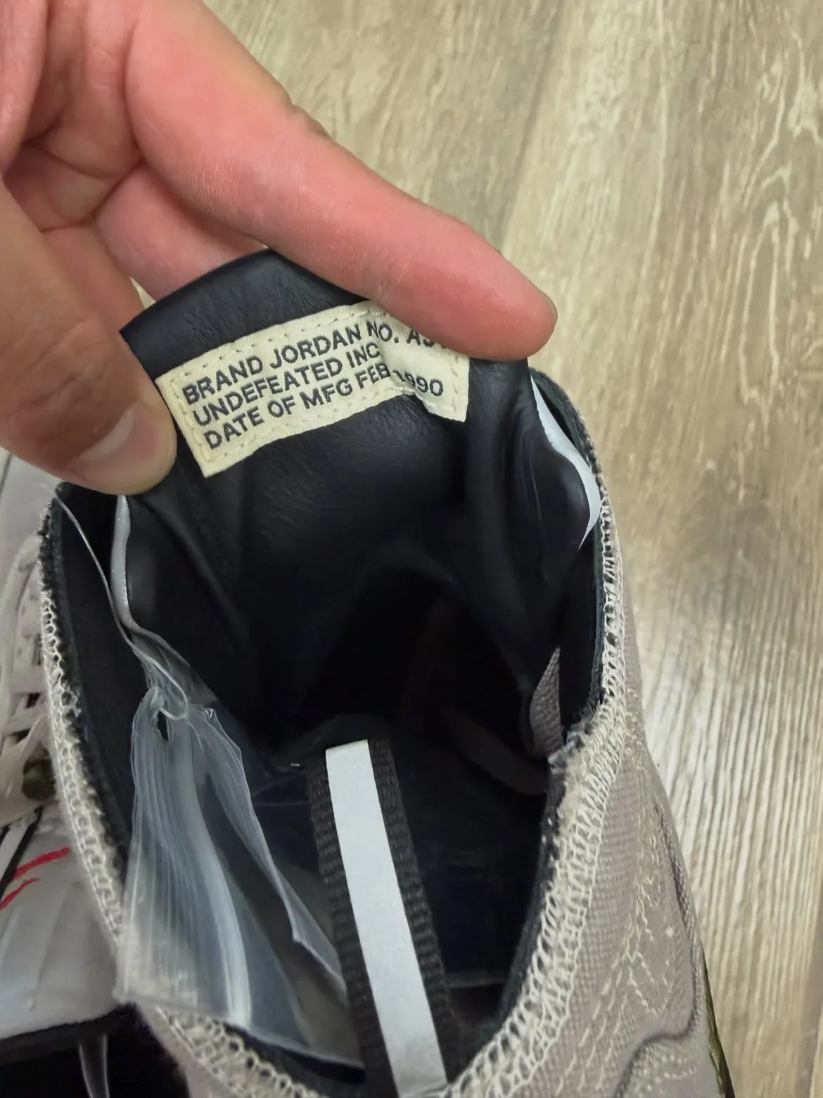 the Undefeated x Air Jordan 5 “Moon Fossil” 全明星发售军事风独家深度评测与搭配建议插图7 the Undefeated x Air Jordan 5 “Moon Fossil” 全明星发售军事风独家深度评测与搭配建议