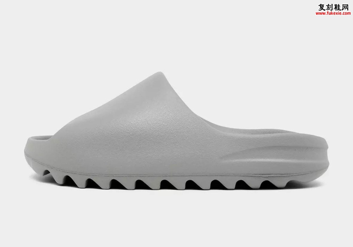YEEZY重返JD Sports与Finish Line 8月13日五款齐发 Slide多配色领衔 零售渠道大扩张插图5 YEEZY重返JD Sports与Finish Line 8月13日五款齐发 Slide多配色领衔 零售渠道大扩张
