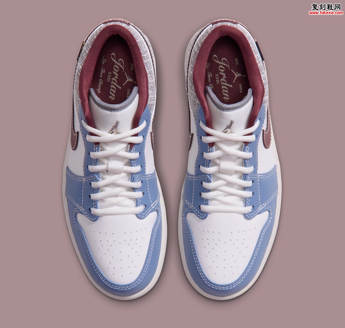 Air Jordan 1 Low “Boucle” 圈圈纱金属铭牌女性专属2026质感革新独家深度评测插图3 Air Jordan 1 Low “Boucle” 圈圈纱金属铭牌女性专属2026质感革新独家深度评测