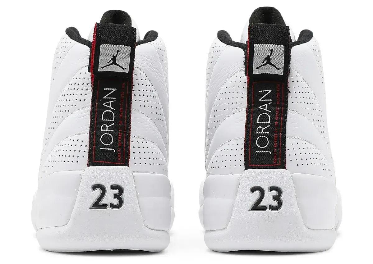 Air Jordan 12 “Rising Sun”内衬旭日旗图案引发的召回改版风波与十五年未复刻之谜:设计灵感还是历史禁忌,球鞋文化独家深度解析与收藏价值观察插图3 Air Jordan 12 “Rising Sun”内衬旭日旗图案引发的召回改版风波与十五年未复刻之谜:设计灵感还是历史禁忌,球鞋文化独家深度解析与收藏价值观察