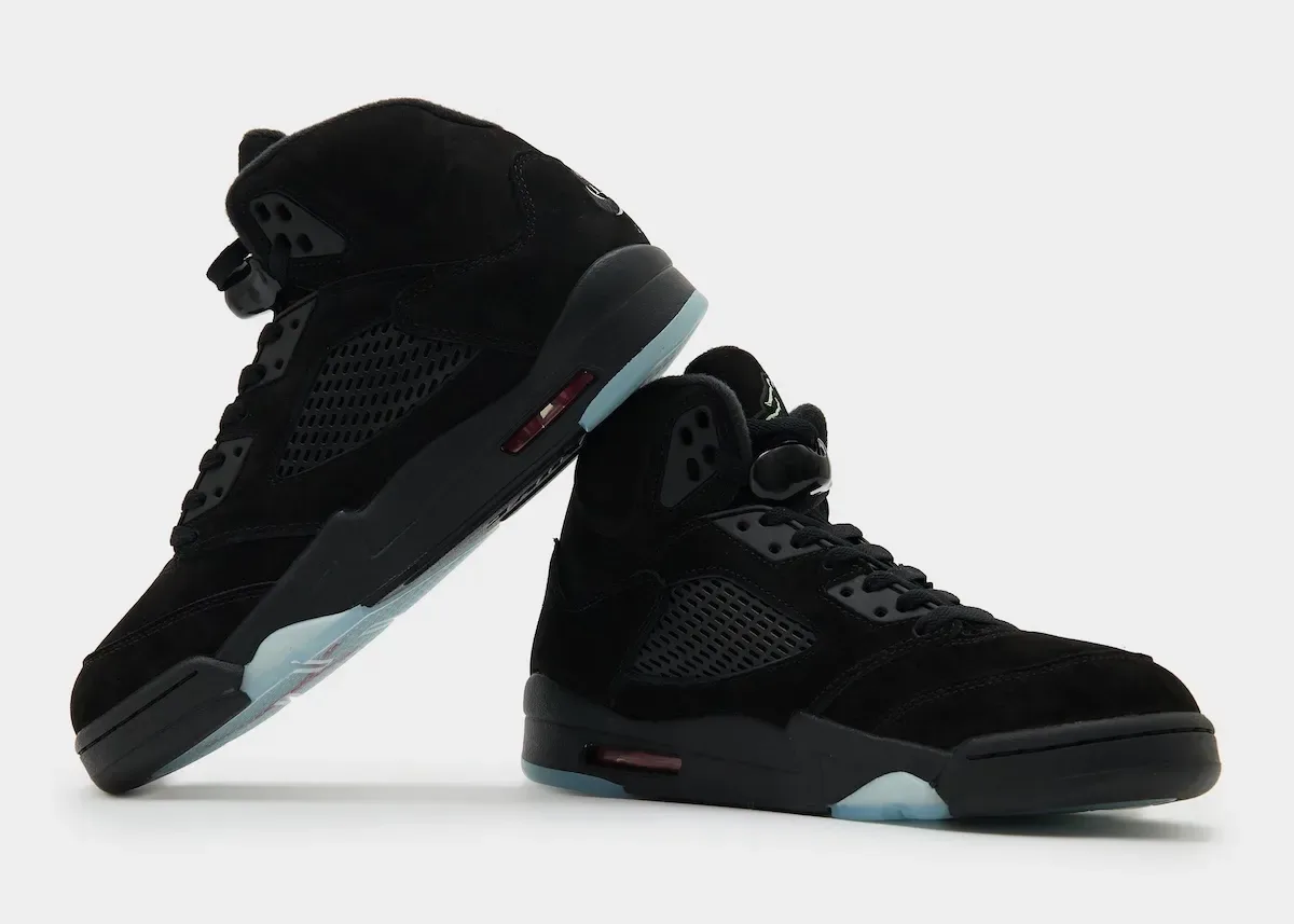 Air Jordan 5 “Halloween”万圣节2026发售日期价格货号HQ7978-001夜光绿黑麂皮红鲨鱼齿插图2 Air Jordan 5 “Halloween”万圣节2026发售日期价格货号HQ7978-001夜光绿黑麂皮红鲨鱼齿