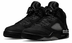 Air Jordan 5黑猫2027秋季复刻确认全家族尺码后跟Nike Air外侧23回归售价220美元独家解析缩略图