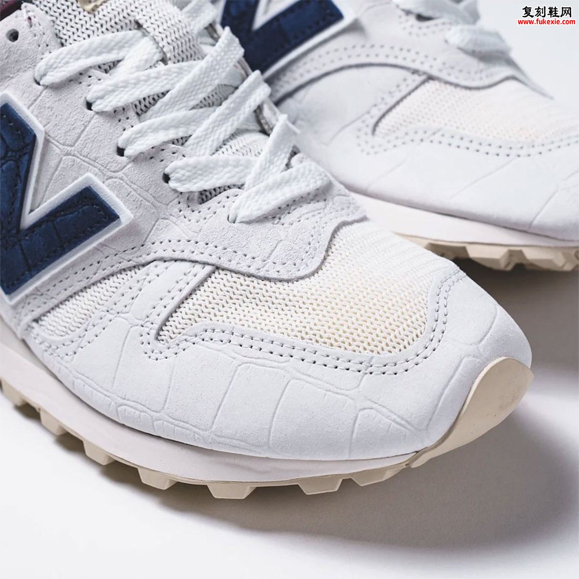 New Balance 1300 Sea Salt 美产秋冬新品 鳄鱼压纹猪皮细节 货号U1300SS 2026年9月10日发售插图3 New Balance 1300 Sea Salt 美产秋冬新品 鳄鱼压纹猪皮细节 货号U1300SS 2026年9月10日发售插图3