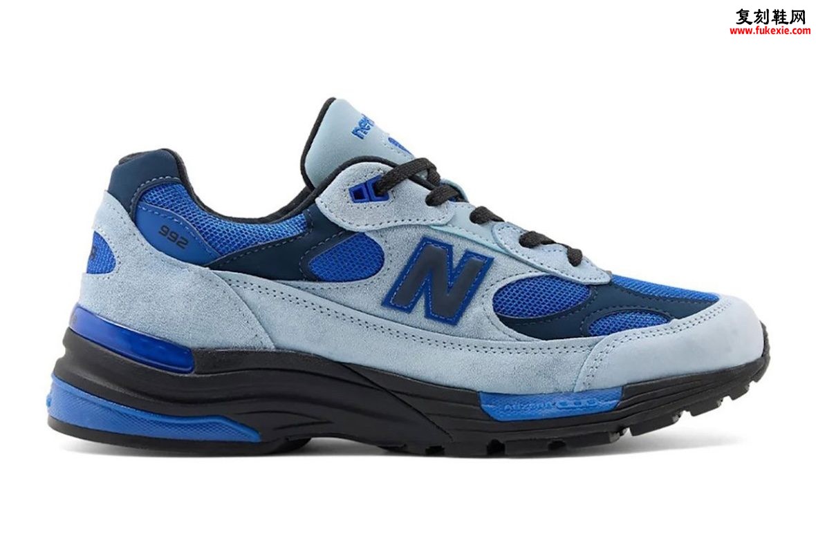 New Balance 992 “Blue Gemstone” 蓝宝石新配色秋季发售 浅灰麂皮搭配蓝色网面 定价200美元货号U992AR全面解读插图2 New Balance 992 “Blue Gemstone” 蓝宝石新配色秋季发售 浅灰麂皮搭配蓝色网面 定价200美元货号U992AR全面解读